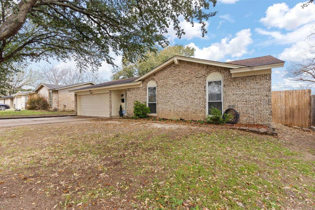 Burleson, TX 76028,314 Boulder Court