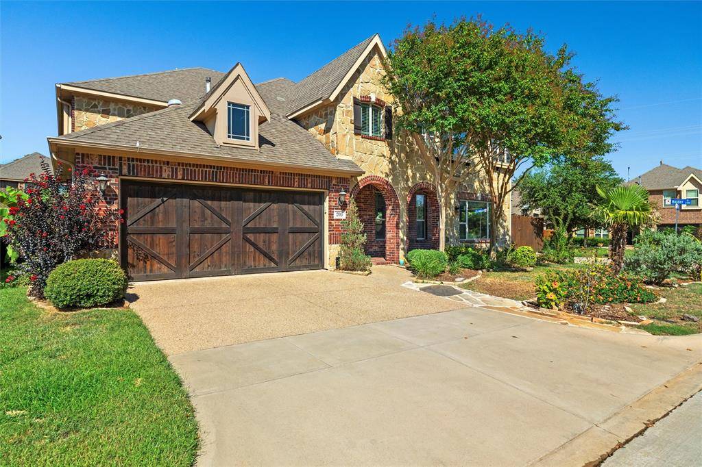 Euless, TX 76039,203 Ridgewood Drive