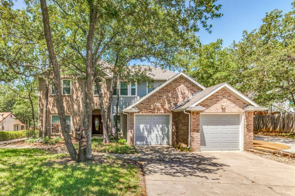 Grapevine, TX 76051,3321 Red Bird Lane