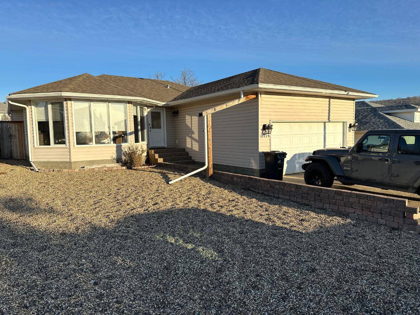 Peace River, AB T8S 1X4,9114 136 AVE