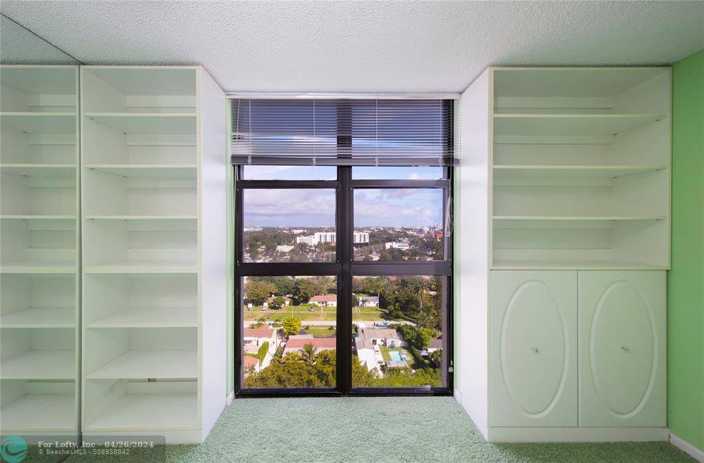 Miami, FL 33138,1000 Quayside Ter #1707