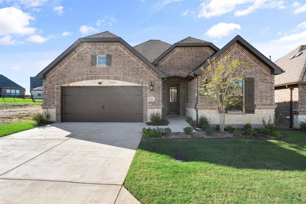 Mansfield, TX 76063,924 Capella Lane