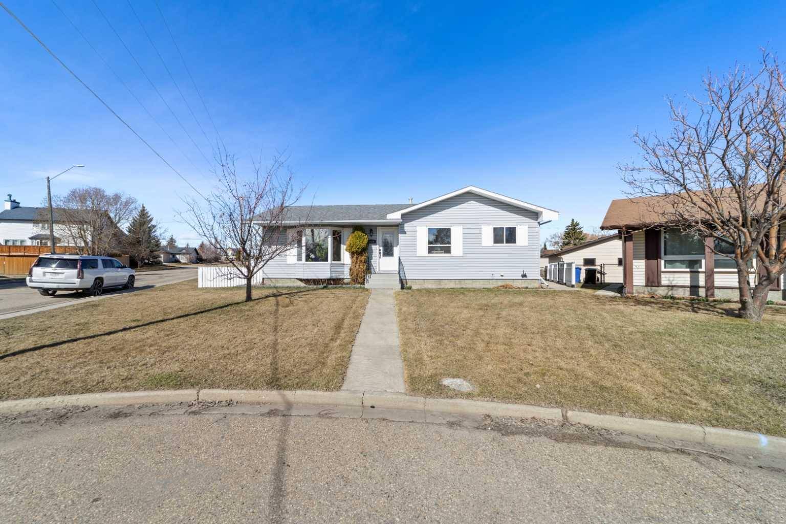 Didsbury, AB T0M 0W0,2326 15 Avenue Crescent