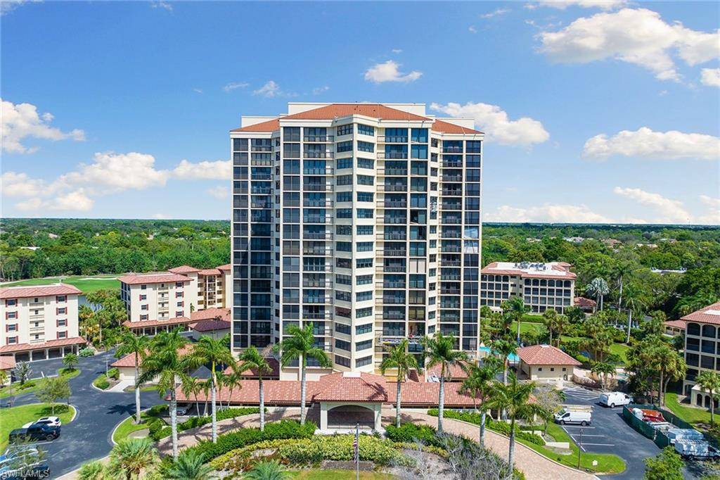 Naples, FL 34108,6000 Pelican Bay BLVD C-102