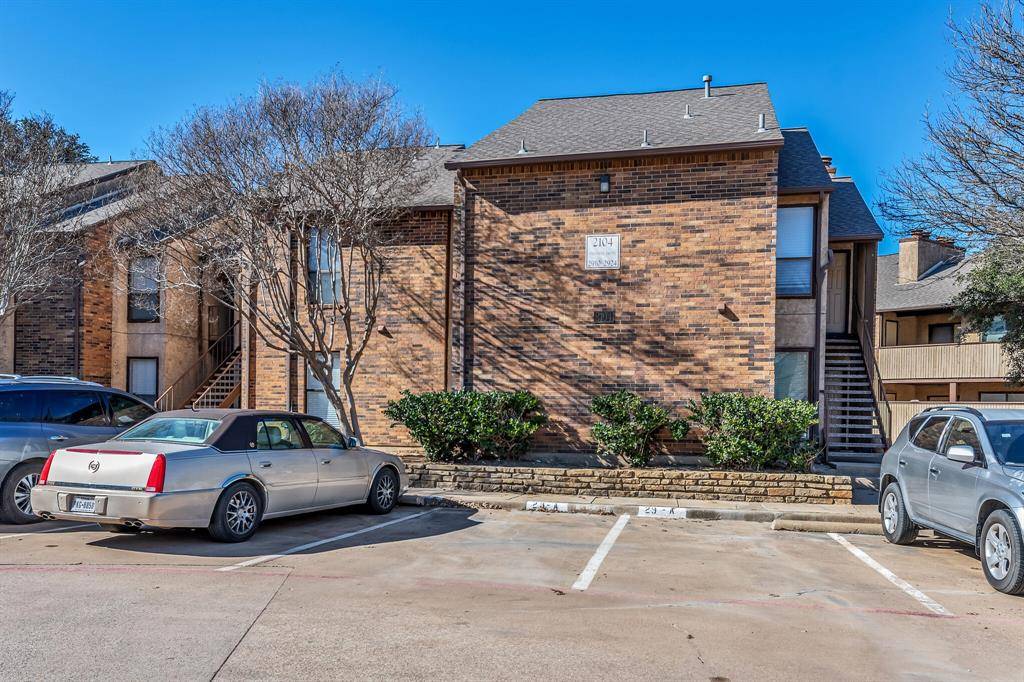 Arlington, TX 76011,2104 Friendly Drive #2920