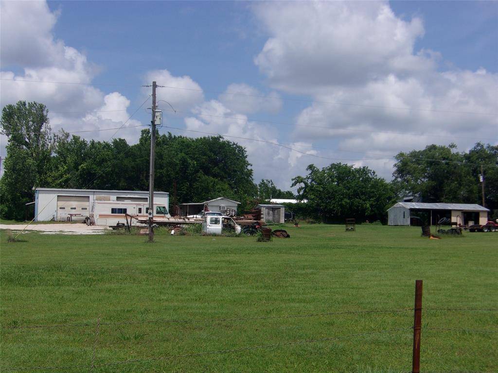 Bowie, TX 76230,3032 State Highway 59 N