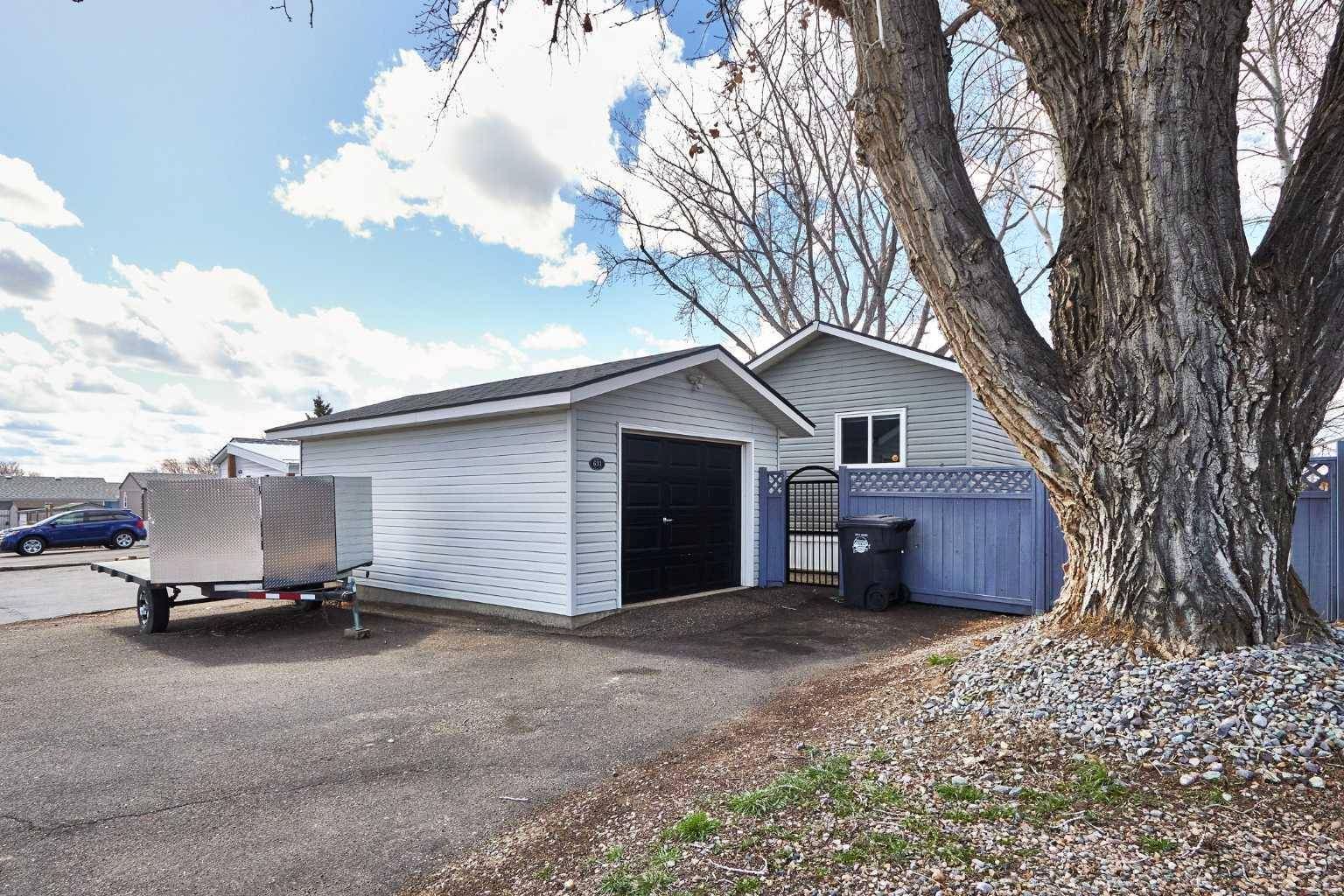 Redcliff, AB T0J 2P2,631 7 ST SE