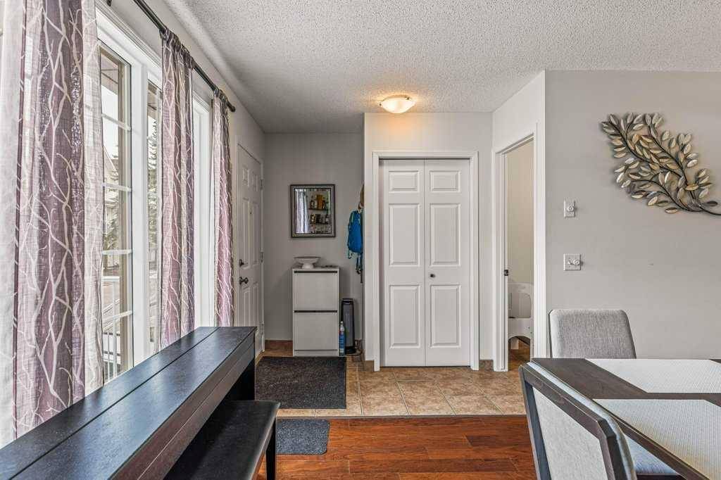 Canmore, AB T1W 1A5,1050 Cougar Creek DR #33