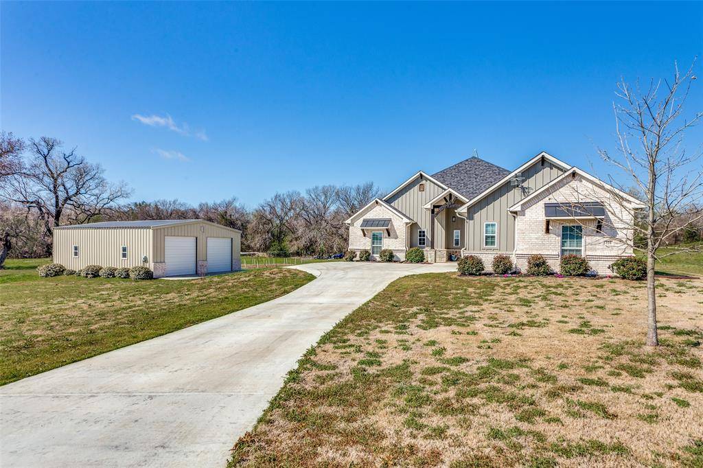 Azle, TX 76020,224 Grace Lane