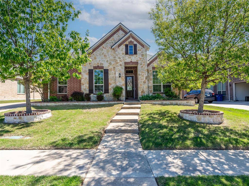 Allen, TX 75013,951 Holt Lane