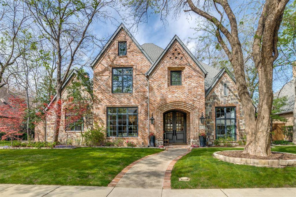 Coppell, TX 75019,753 Armstrong Boulevard