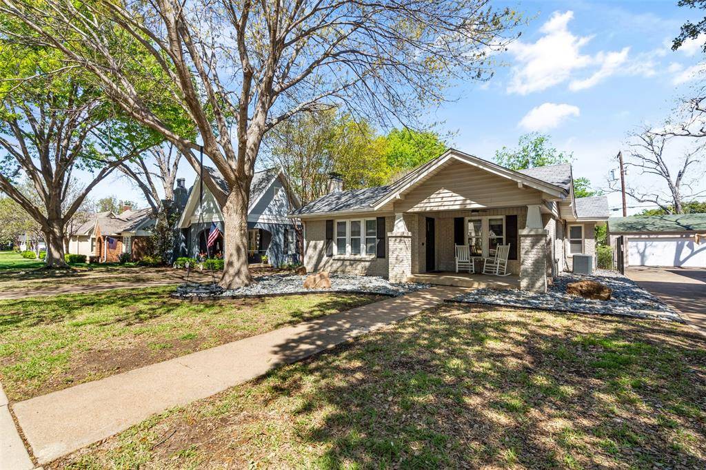 Fort Worth, TX 76107,3824 Bunting Avenue