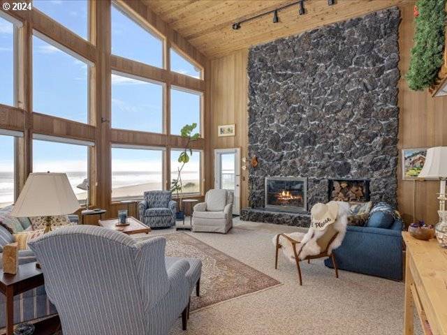 Cloverdale, OR 97112,5600 JASMINE AVE