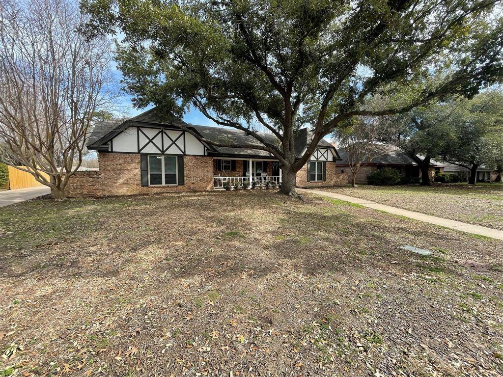 Cleburne, TX 76033,1113 Green River Trail