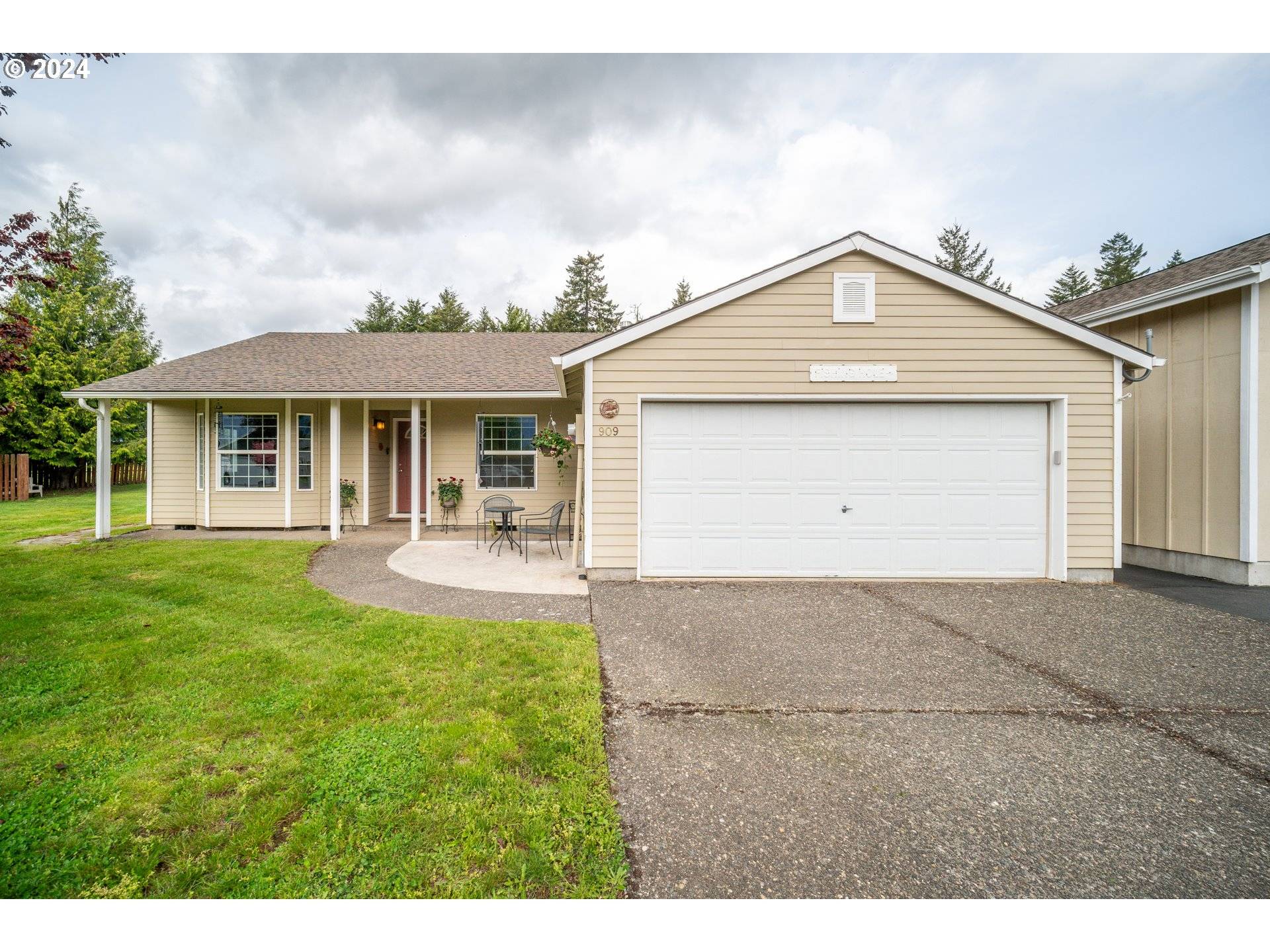 Stevenson, WA 98648,909 NW NICKLAUS CT