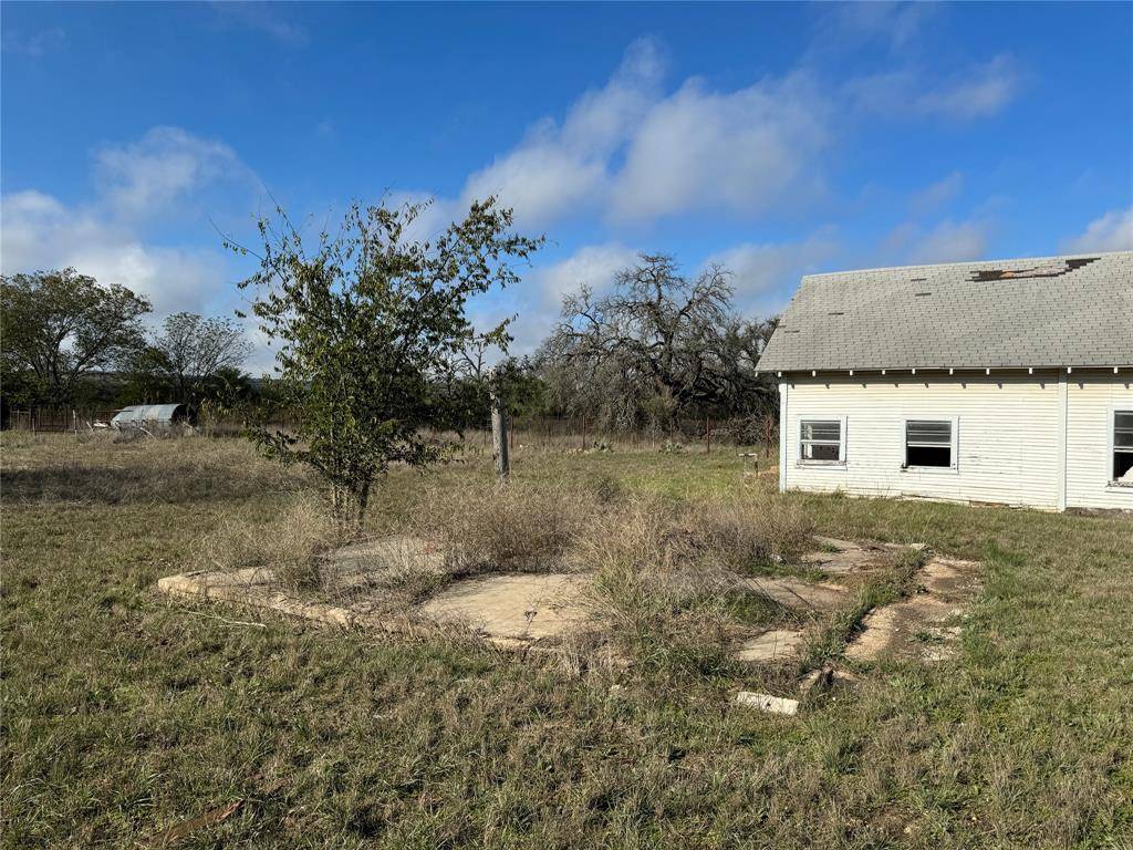 Evant, TX 76525,327 W Brooks Drive