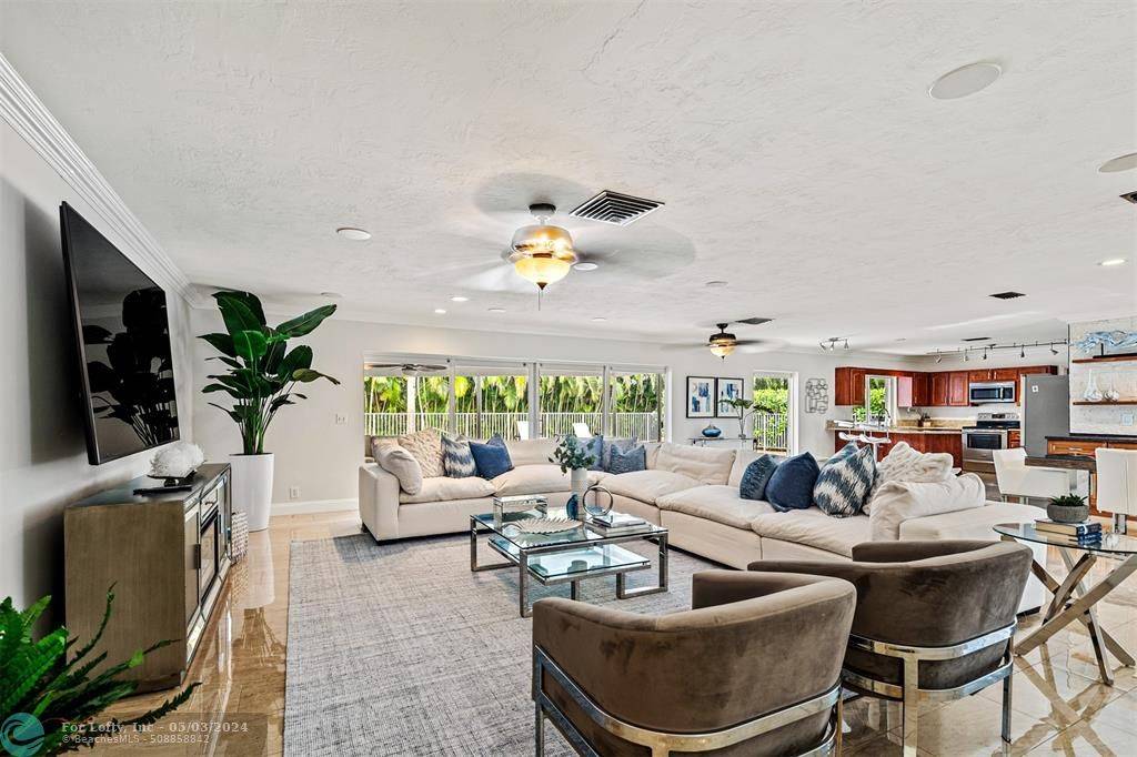 Tamarac, FL 33319,4402 Queen Palm Ln