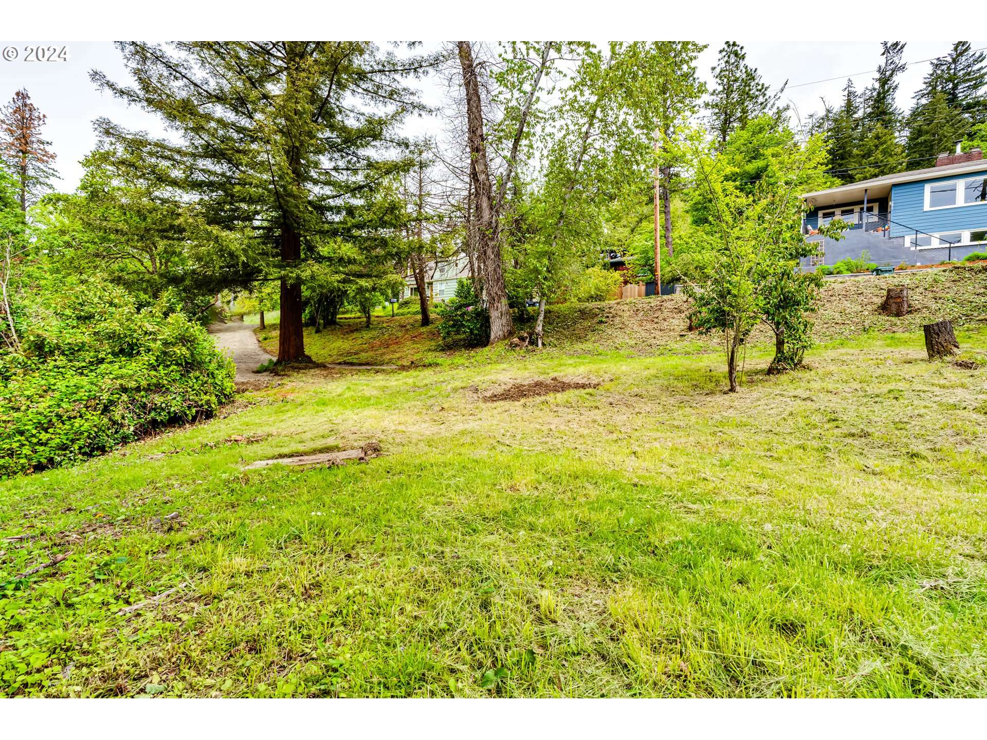 Eugene, OR 97403,Laurelwood LN