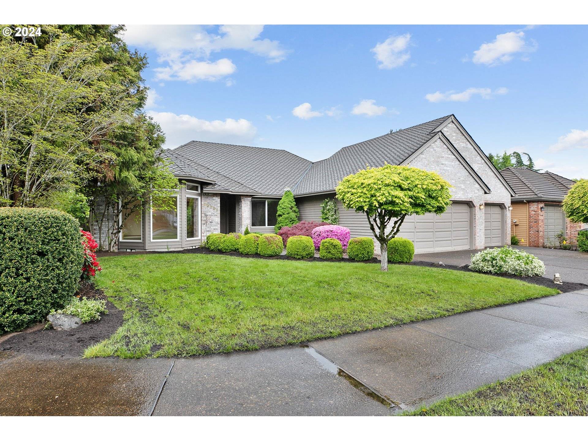 Tualatin, OR 97062,22295 SW 102ND PL