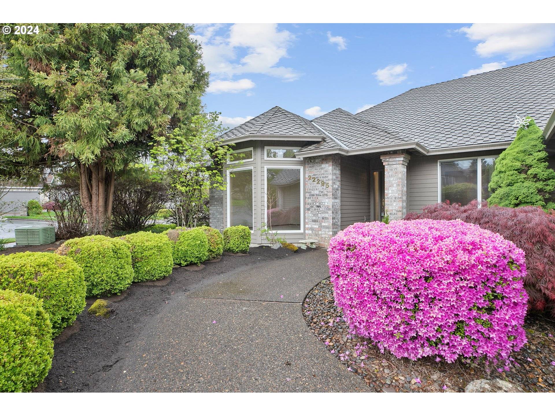 Tualatin, OR 97062,22295 SW 102ND PL