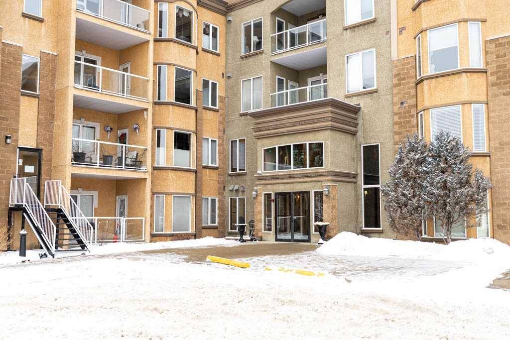 Red Deer, AB T4N 7C5,5300 48 ST #120