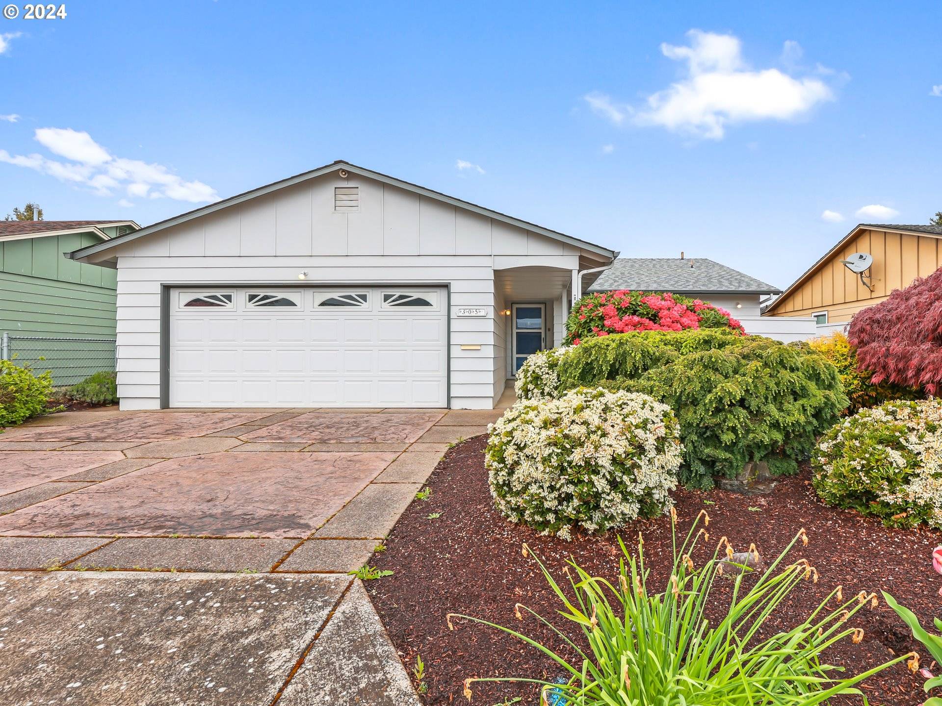 Woodburn, OR 97071,305 W CLACKAMAS CIR