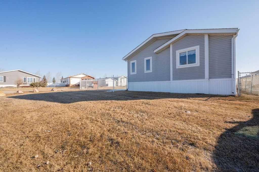 Rural Grande Prairie No. 1 County Of, AB T8W 5K5,393 Scotts LN