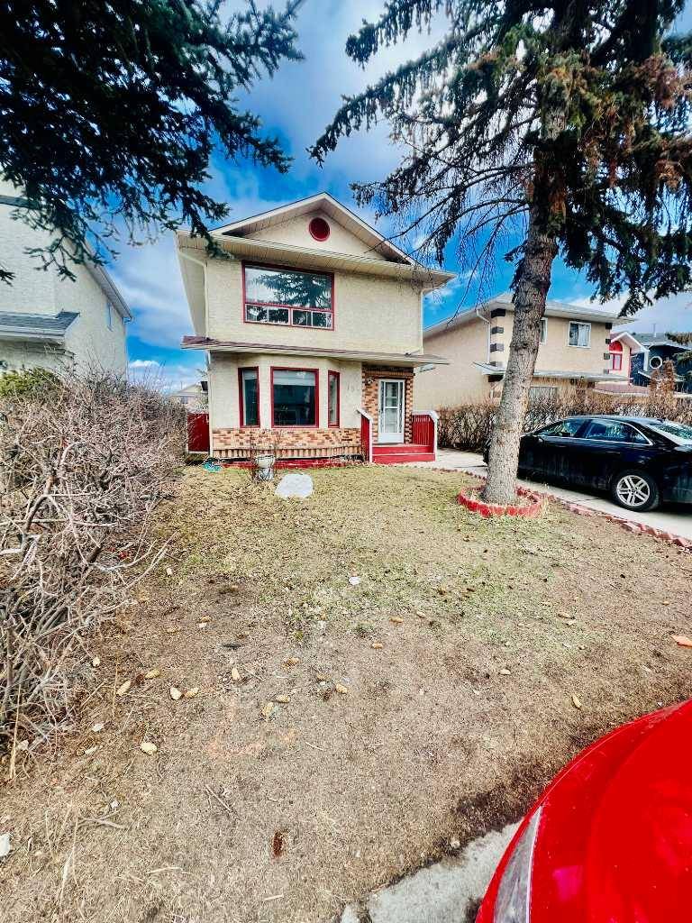 Calgary, AB T3J 2P2,152 Martinview Close NE