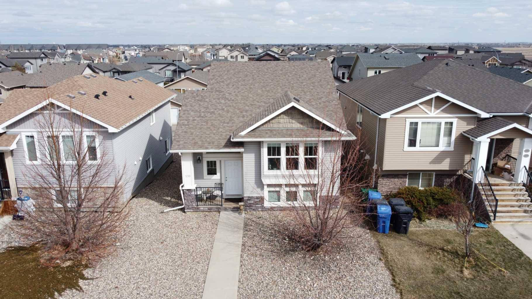 Lethbridge, AB T1J0Z6,230 Mt Sundance CRES W