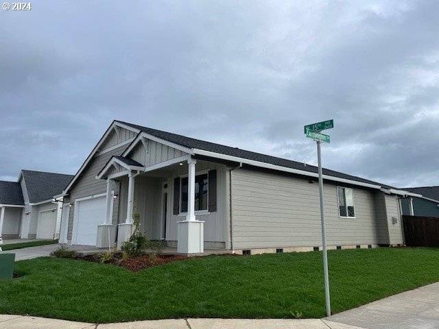 Junction City, OR 97448,2589 W 15th #128