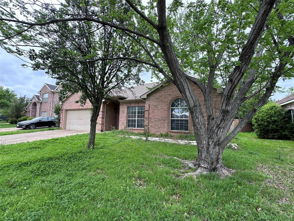 Arlington, TX 76001,6420 St Alban Court