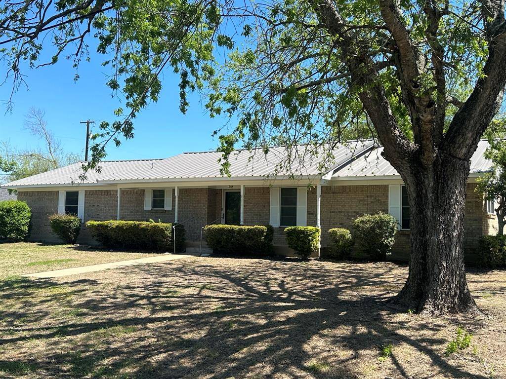 Honey Grove, TX 75446,1204 10th Street