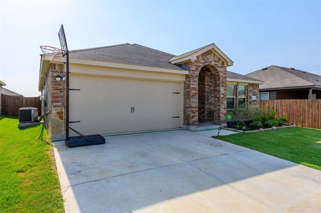 Denton, TX 76207,3512 Doris Drive