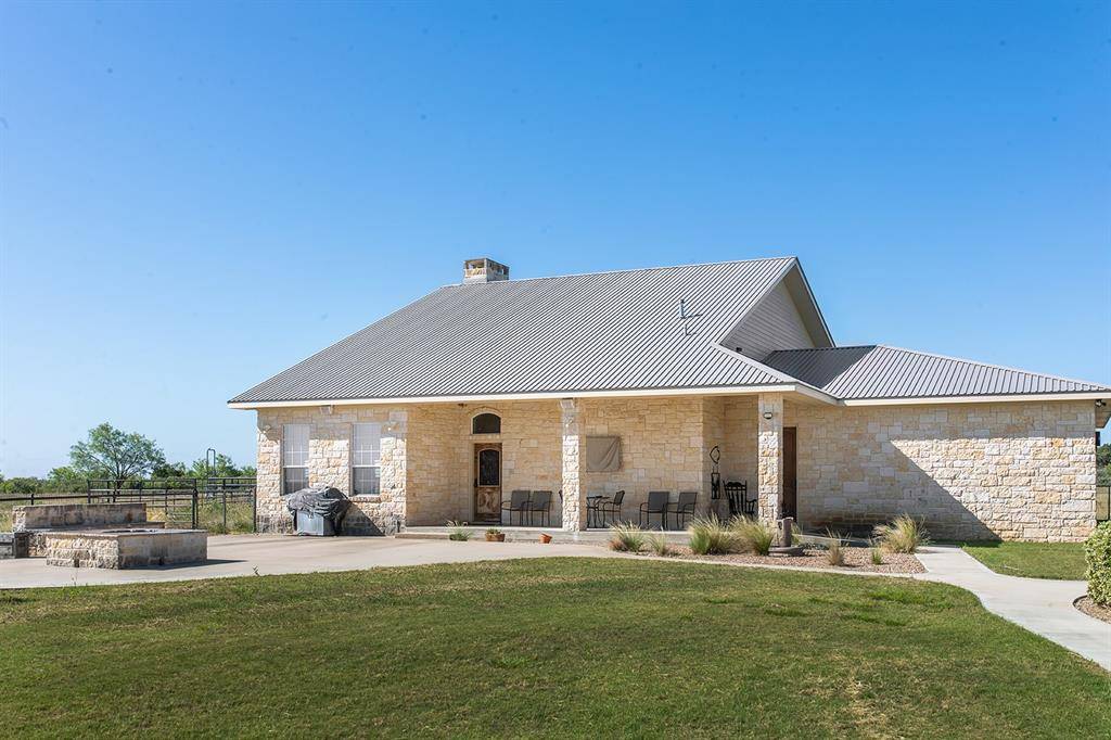 Brady, TX 76825,1456 N US Highway 283