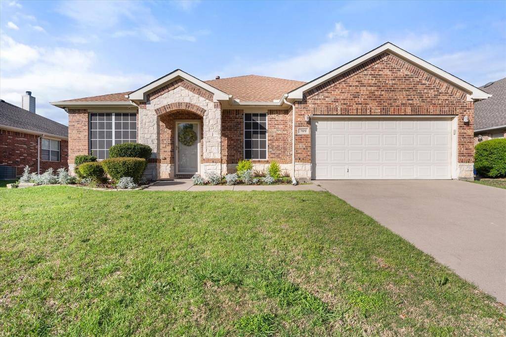 Mansfield, TX 76063,709 Fannin Lane