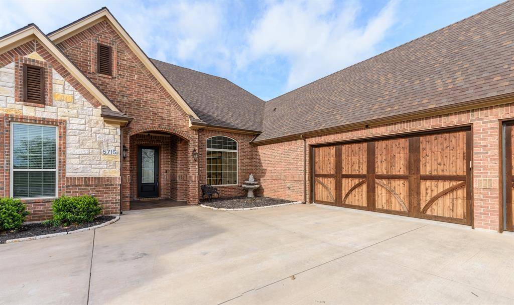 Granbury, TX 76049,5715 Pebble Beach Drive