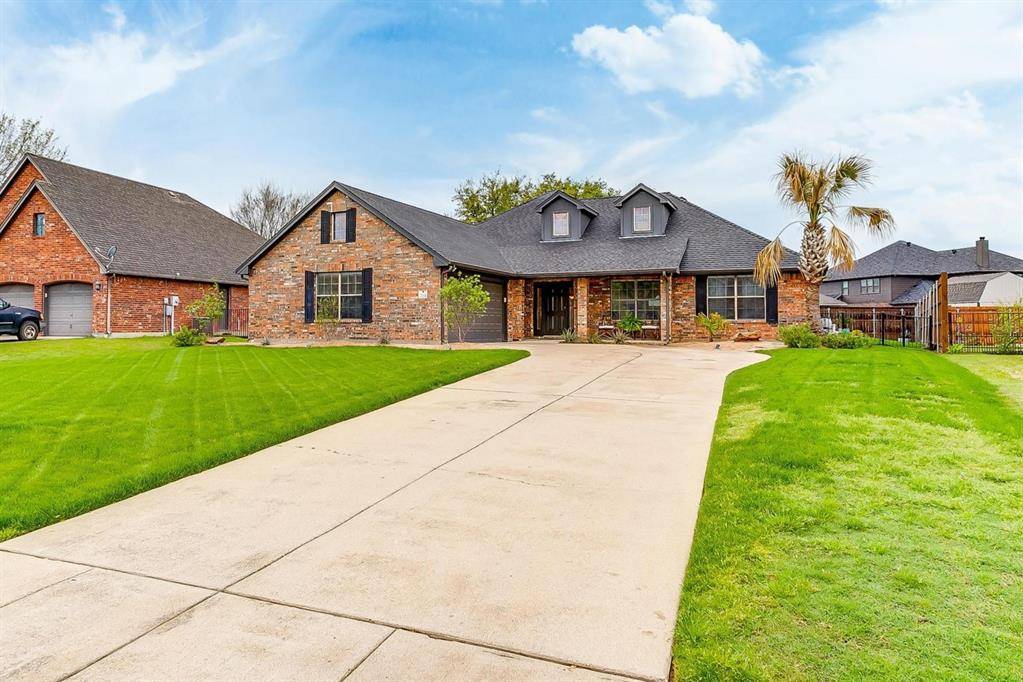 Burleson, TX 76028,2604 Glen Ranch Drive