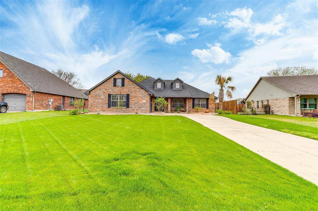 Burleson, TX 76028,2604 Glen Ranch Drive