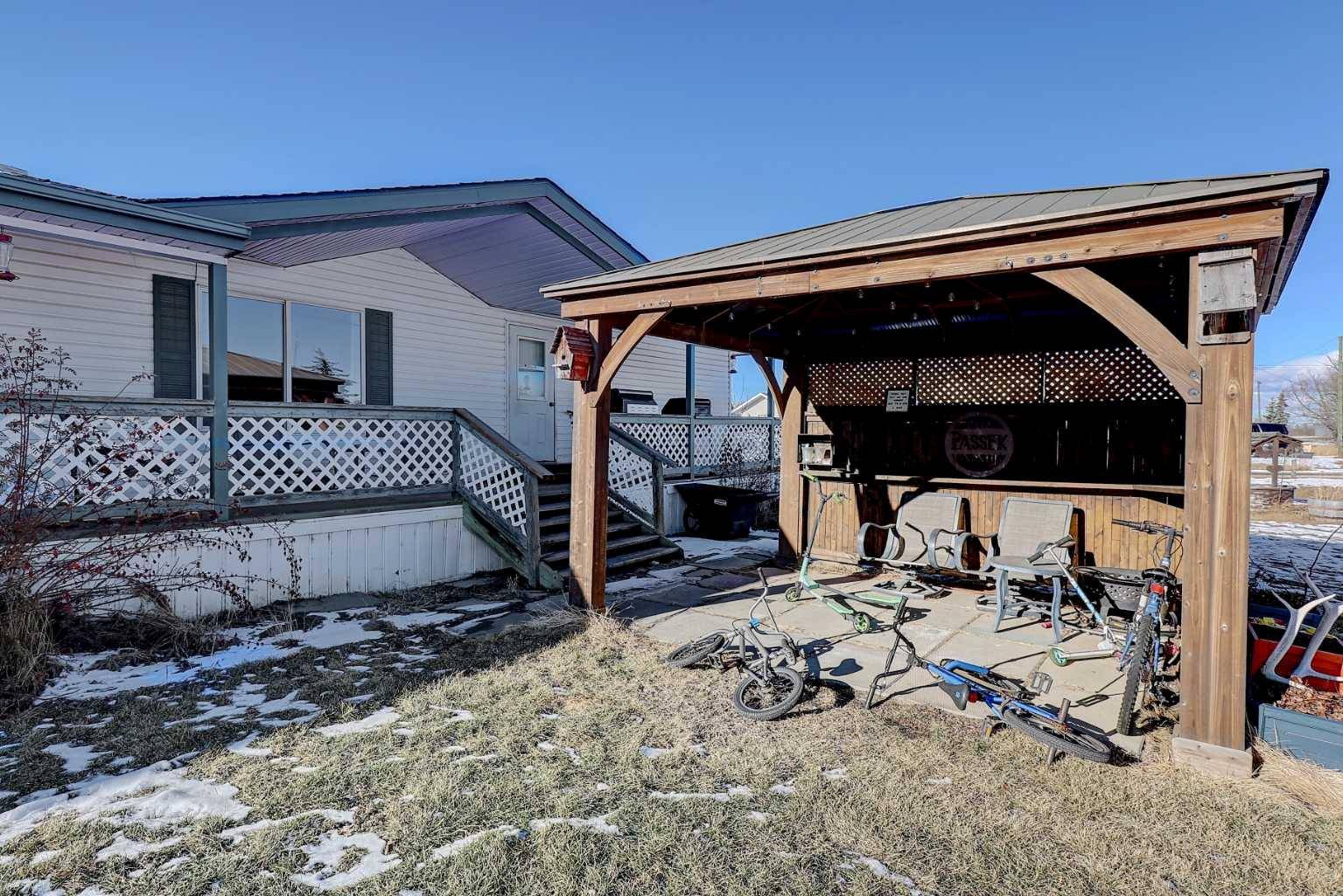 Bezanson, AB T0H0G0,10201 98 AVE