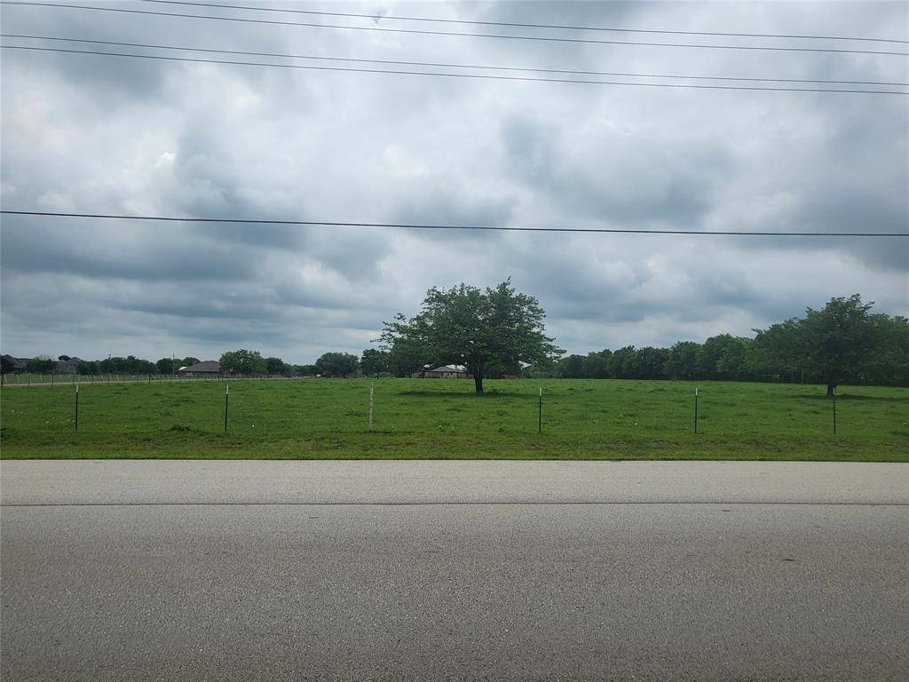 Talty, TX 75126,9770 County Road 213