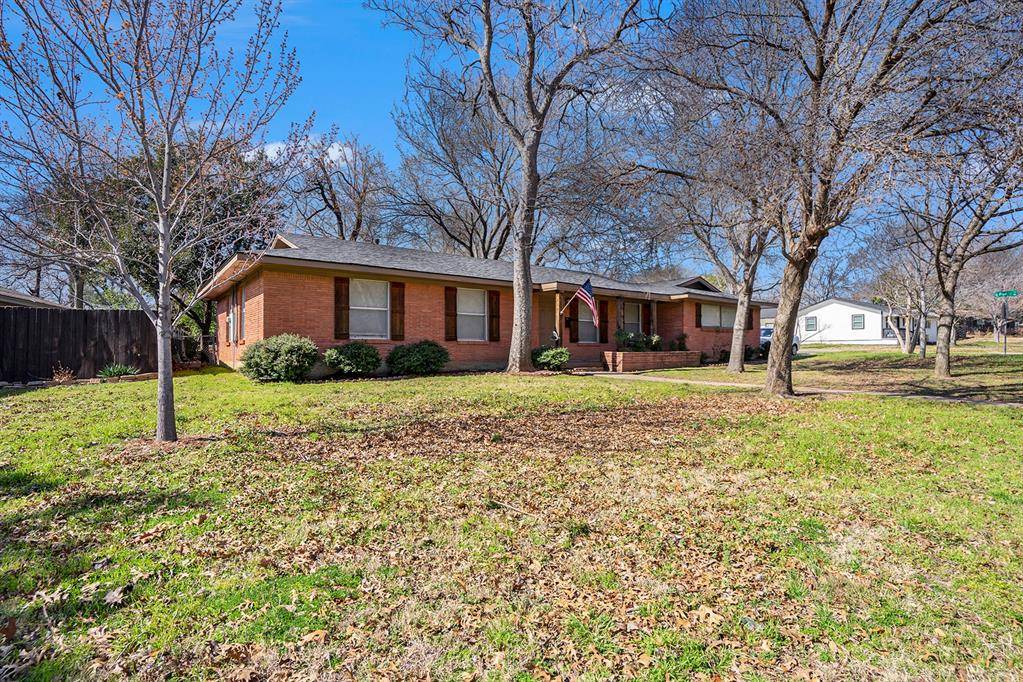 Hurst, TX 76053,709 Hurstview Drive