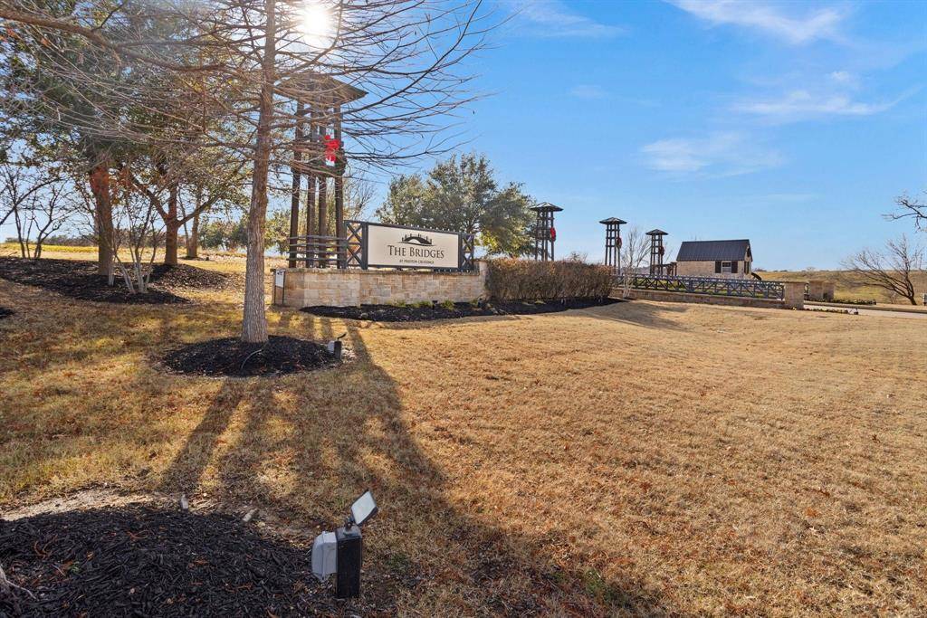 Gunter, TX 75058,1918 Running Deer Lane