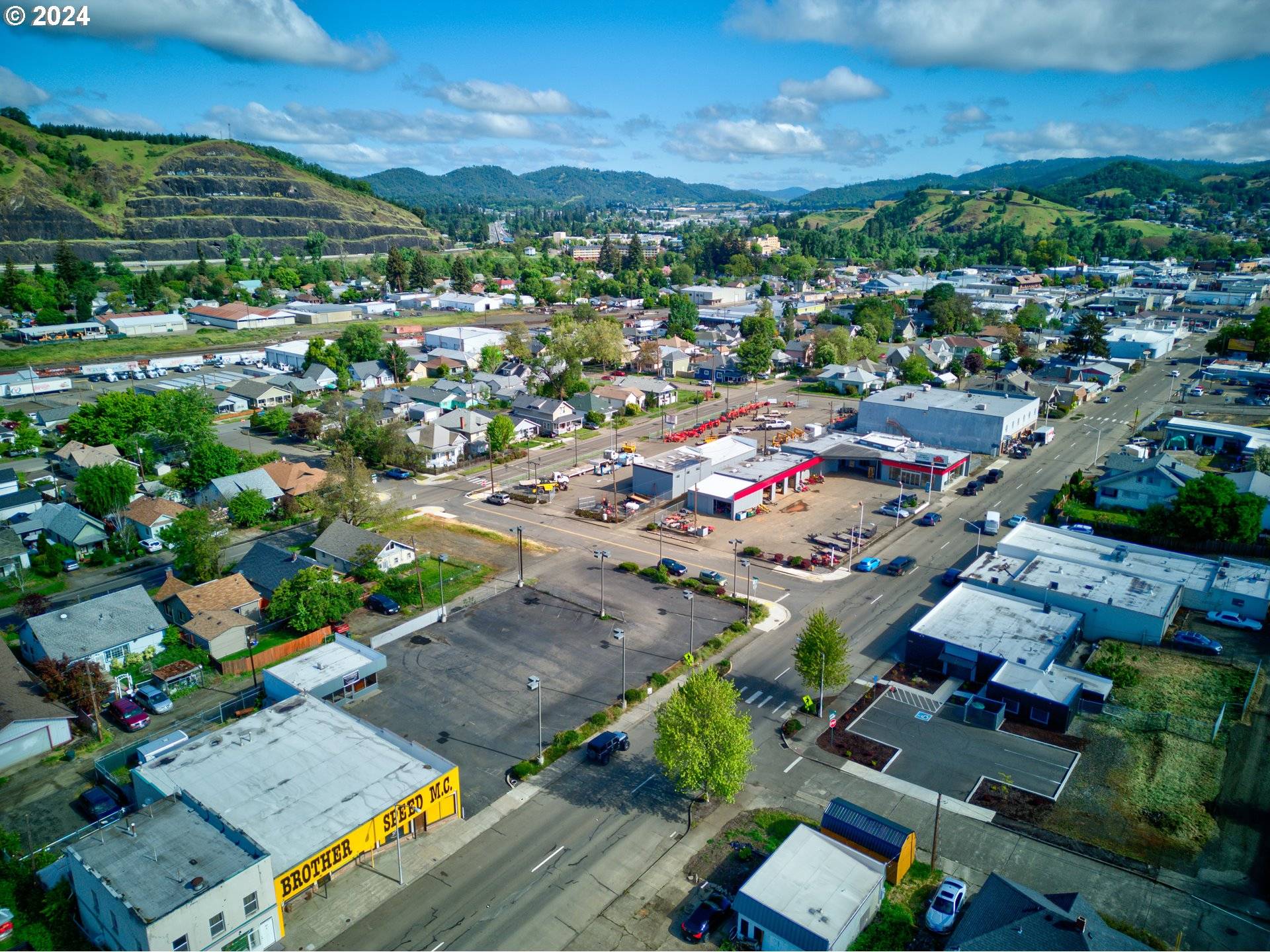 Roseburg, OR 97470,1328 SE STEPHENS ST