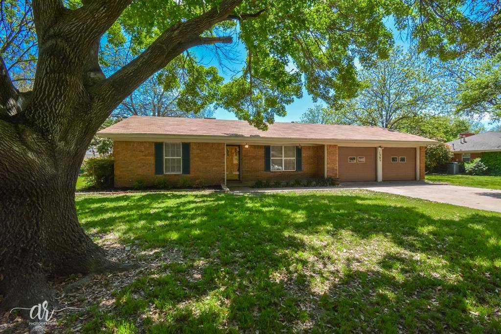 Coleman, TX 76834,1305 Westhill Lane