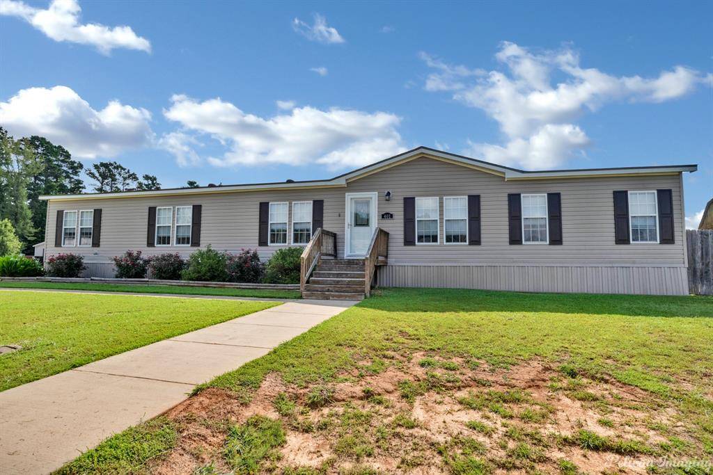 Princeton, LA 71067,401 Golden Eye Drive