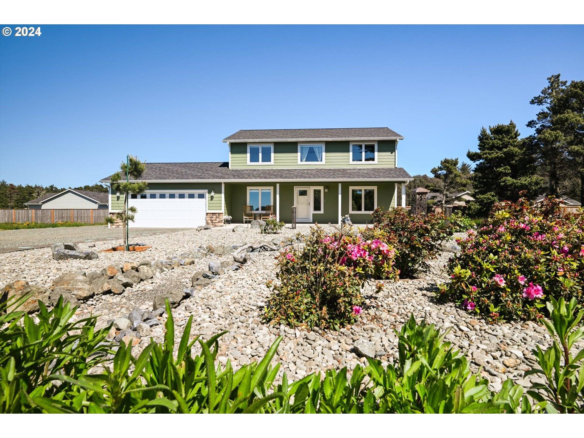 Bandon, OR 97411,54579 BEACH LOOP RD