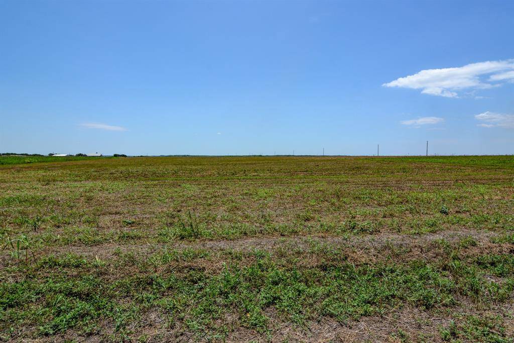 Grandview, TX 76050,13116 County Road 102