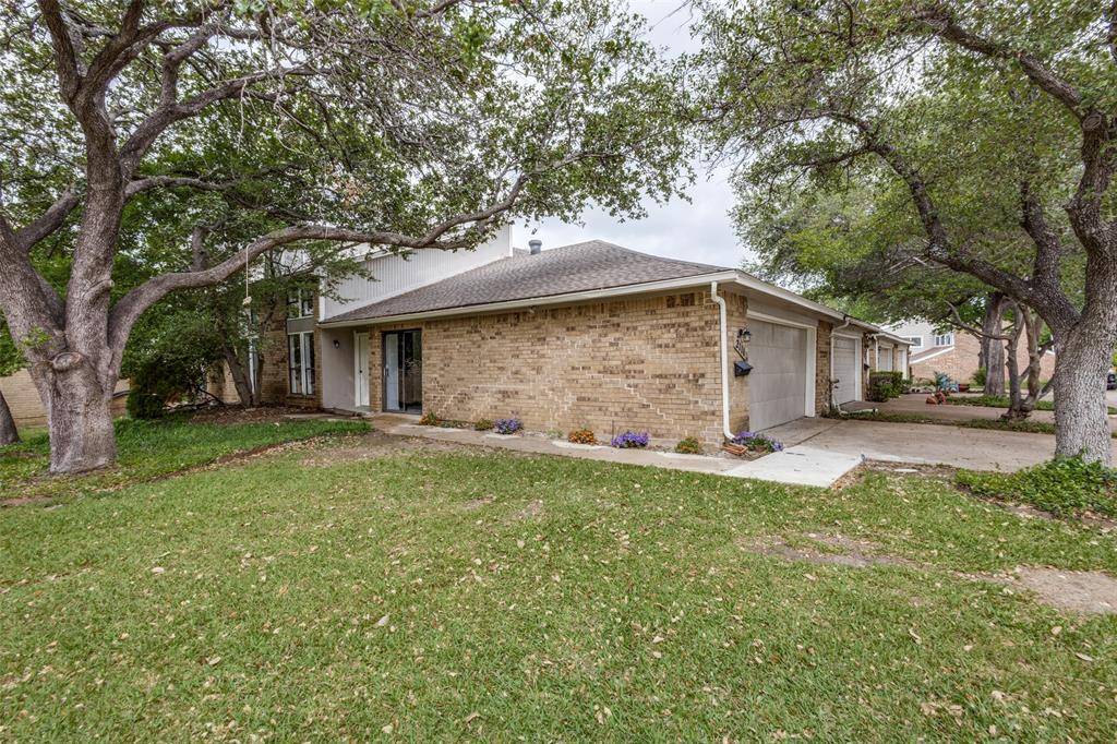 Carrollton, TX 75006,2111 Mistymeadow Court