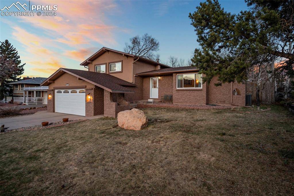 Manitou Springs, CO 80829,131 Palisade CIR