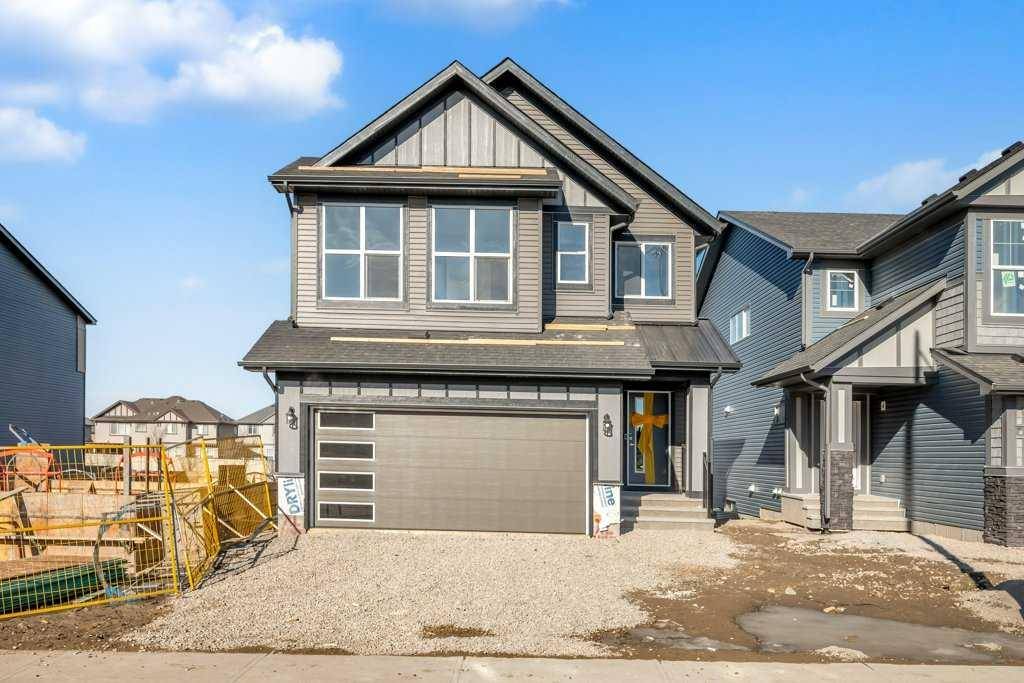 Airdrie, AB T4B 5J2,1197 Chinook Gate Bay SW